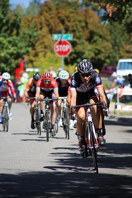 己不仅是 己不仅是